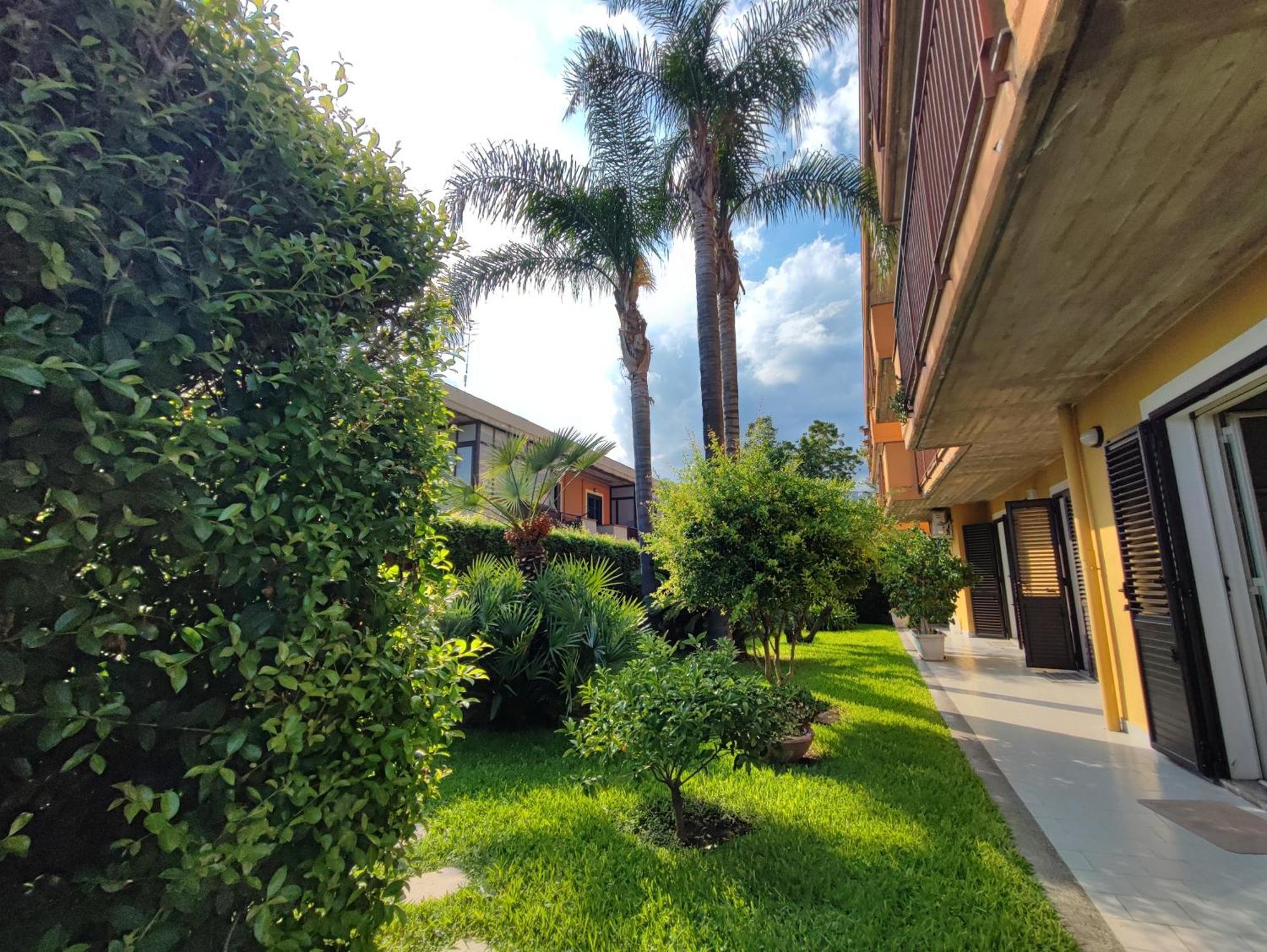 Maresole Tra L'Etna E Taormina Apartment Mascali Exterior photo